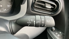 Toyota Yaris 1.5 Hybrid Icon 5dr CVT Hybrid Hatchback